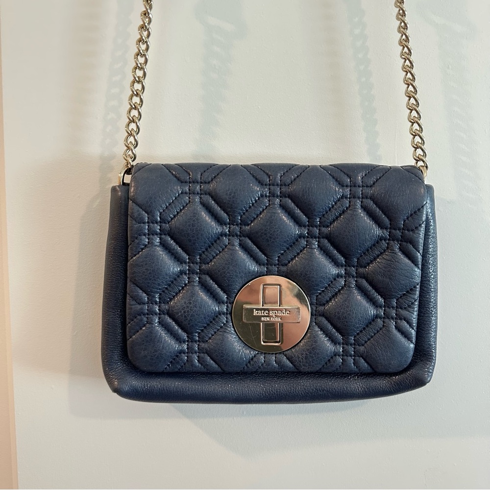 Kate Spade Astor Court Naomi Leather Crossbody Bag WKRU2291 Navy Blue and Gold - Picture 2 of 12